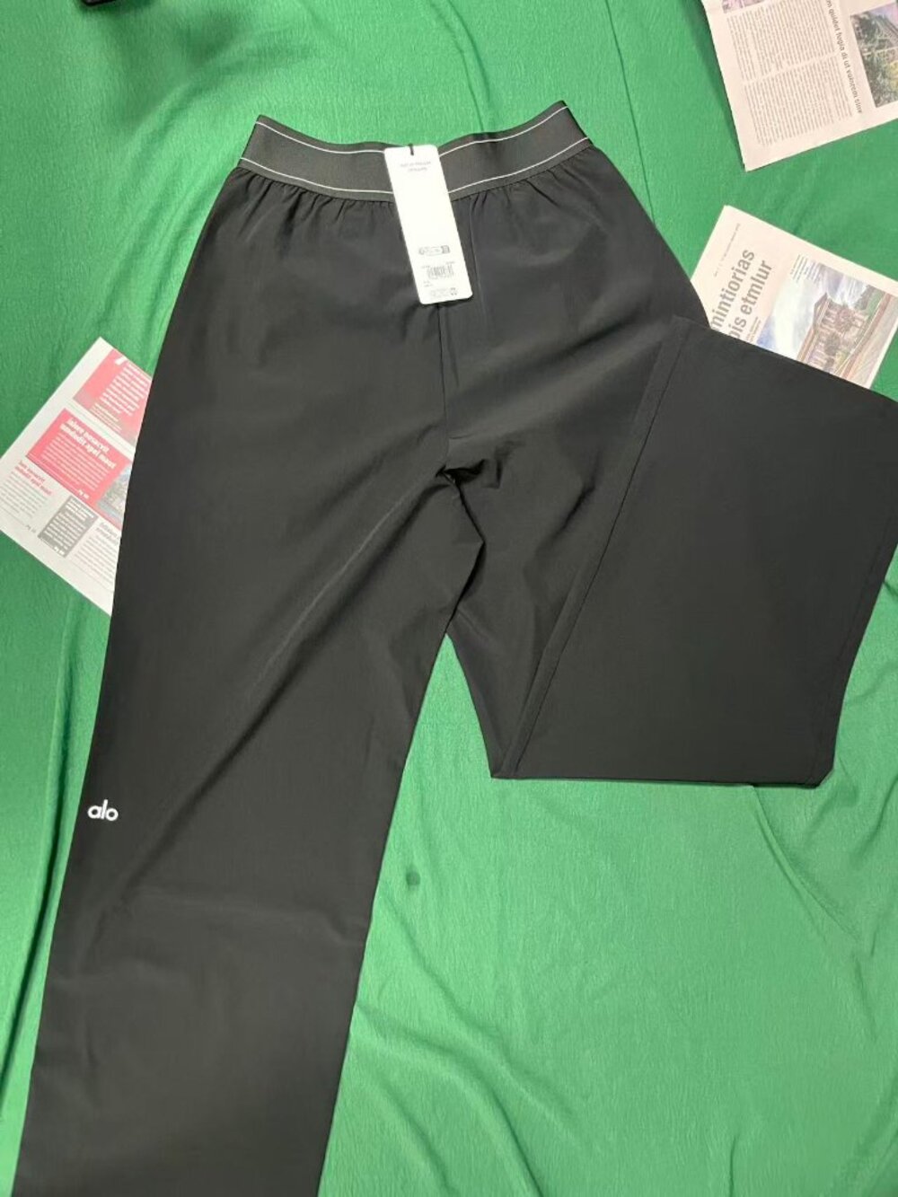 ALO Yoga Suit Up Trouser Black 🎍(Regular) Timeless Design - Picture 3 of 8